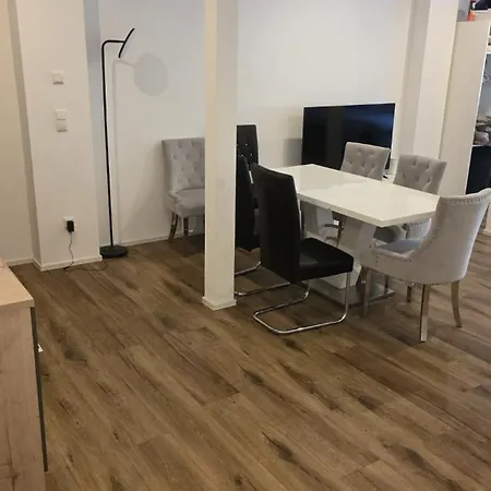 Spacious Bedroom For 8 People Tuttlingen